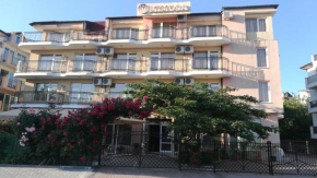 Гостиница Family Hotel Mimosa  Tsarevo